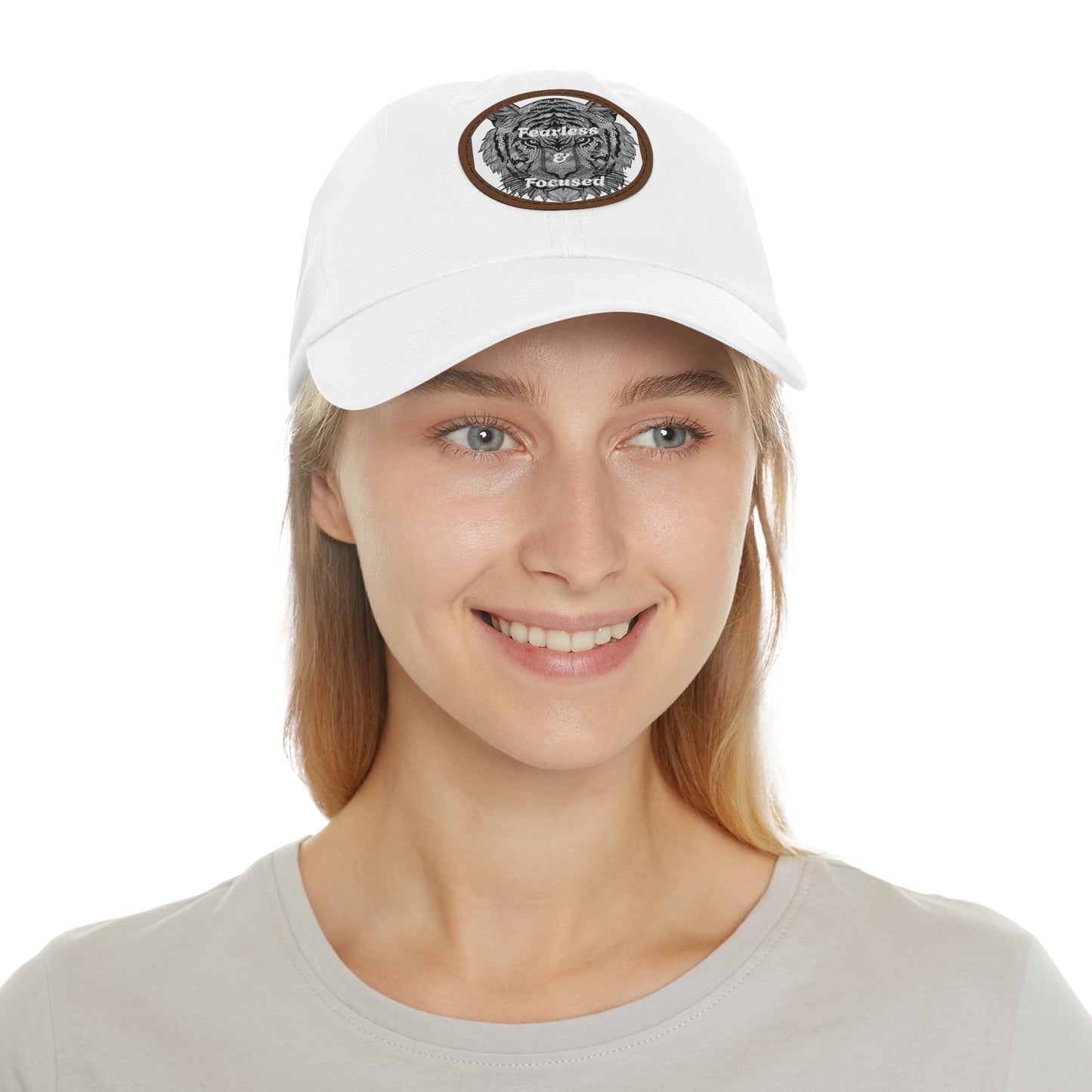Gorra de papá con parche de cuero de tigre