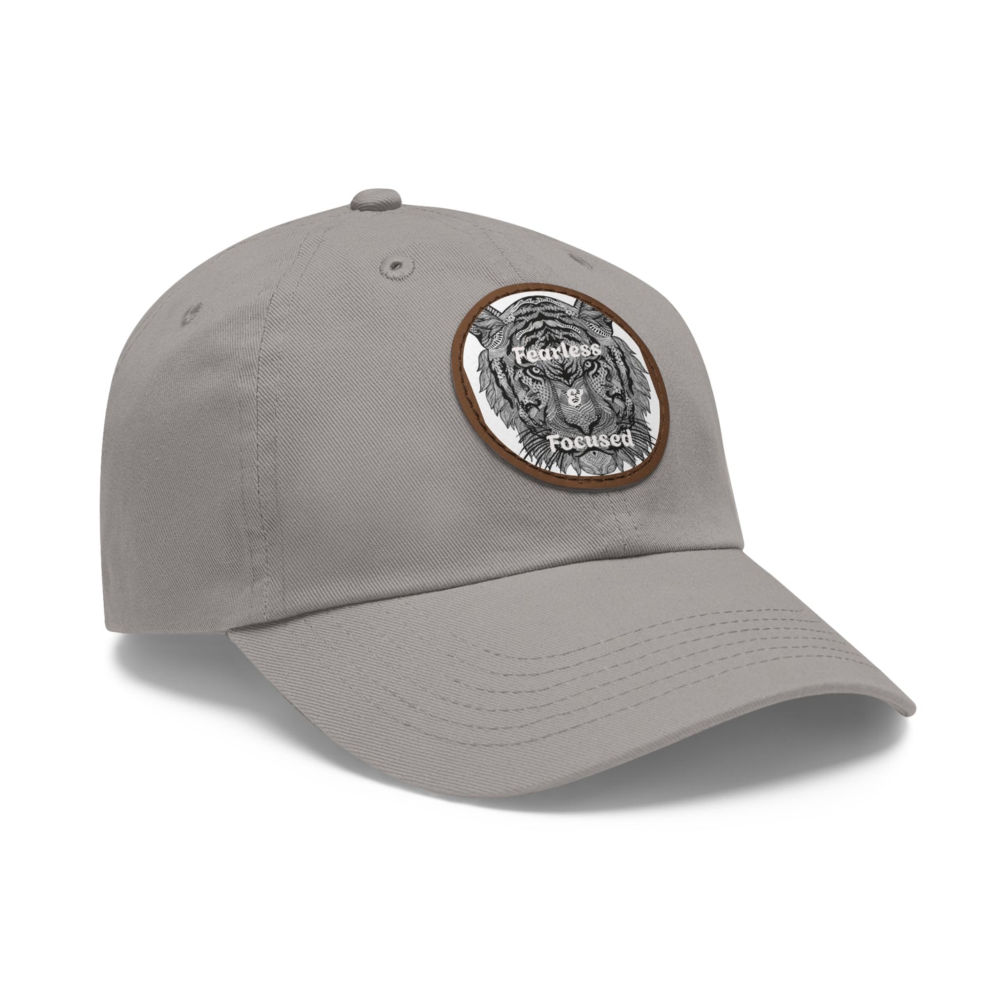 Gorra de papá con parche de cuero de tigre