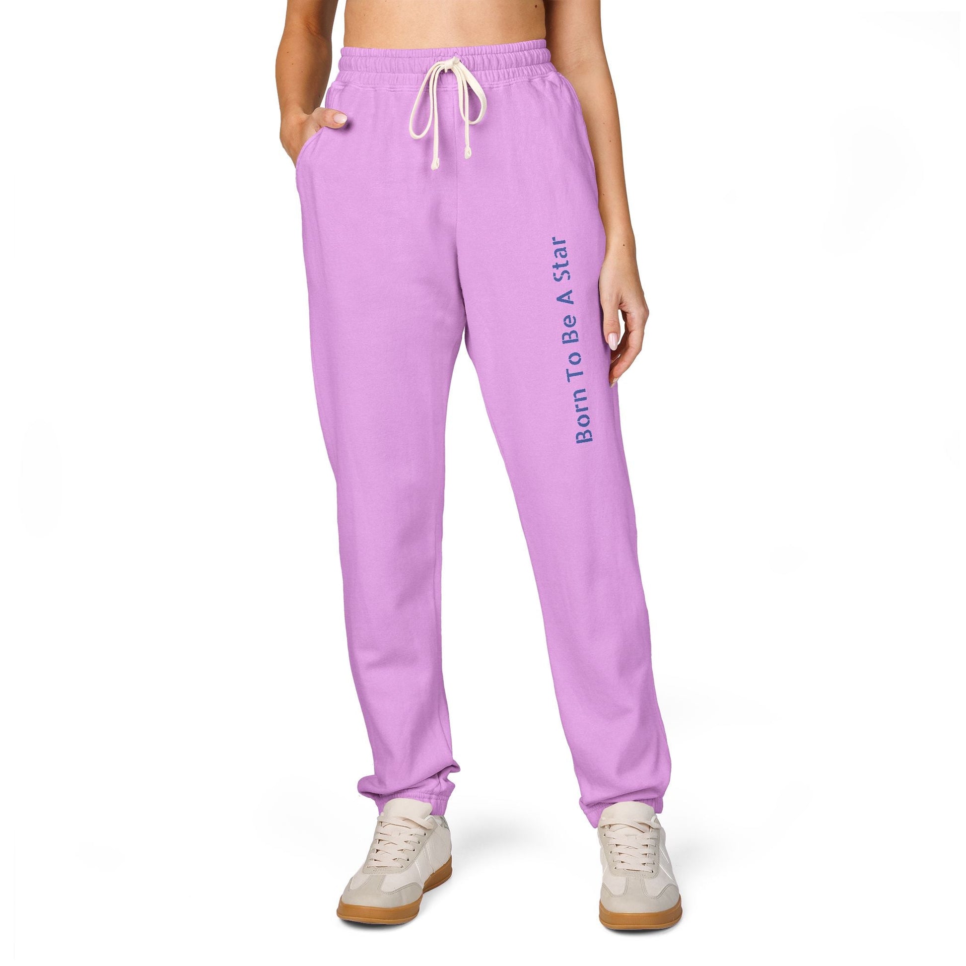 Comfortable unisex fleece sweatpants in lavender with side pockets and "Born To Be A Star" text, casual relaxed fit activewear for lounging or yoga
