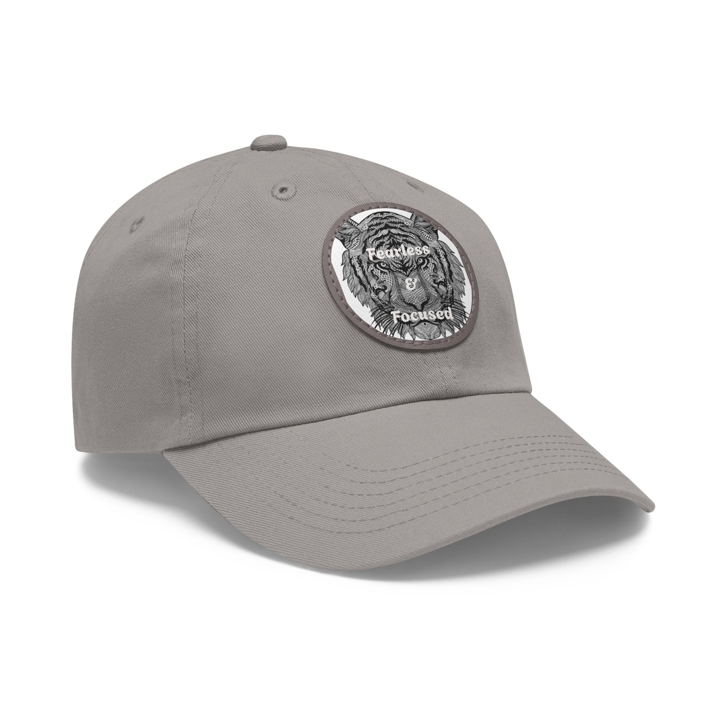 Gorra de papá con parche de cuero de tigre