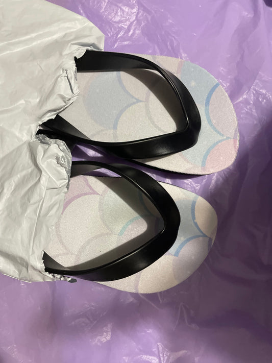 Shell Inspired Flip Flops
